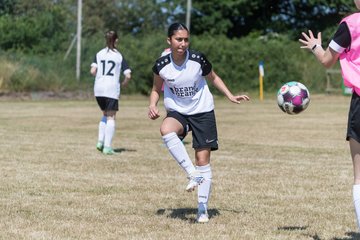 Bild 53 - wBJ TuRa Meldorf/Buesum - JFV Luebeck : Ergebnis: 1:0